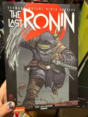 Nickelodeon The Last Ronin figure— Black & Red